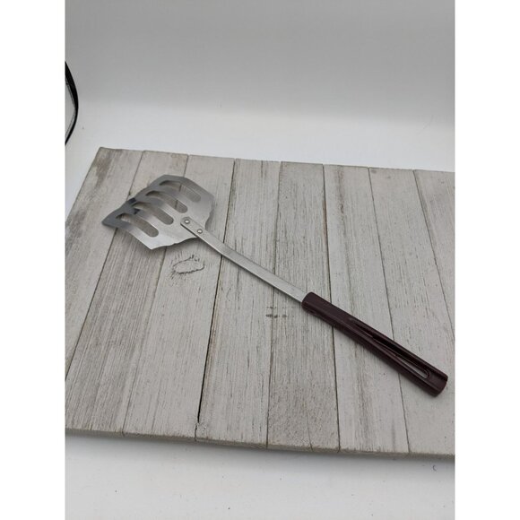 Stanhome USA Stainless Slotted Spatula Strainer Turner Brown 13" Scalloped Curve - Picture 3 of 6